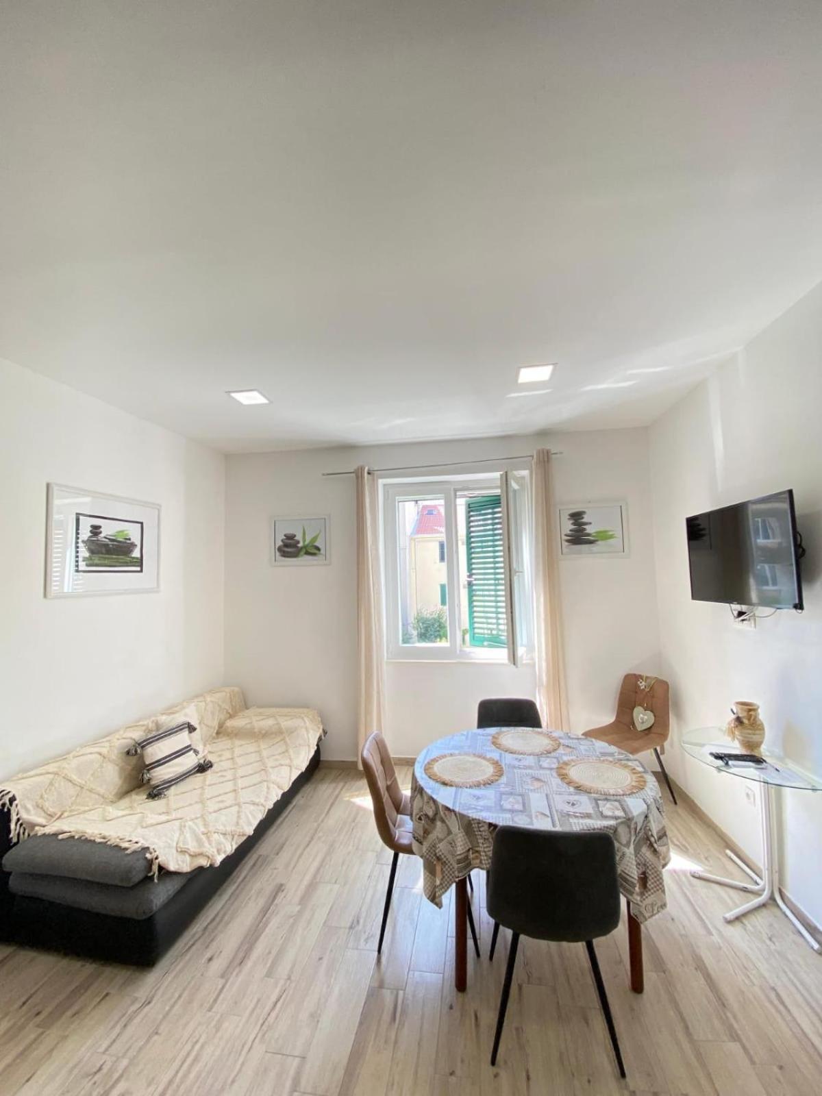 Apartment Sevilja